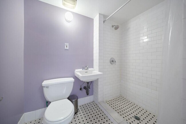 Building Photo - 1 bedroom in Brooklyn NY 11231