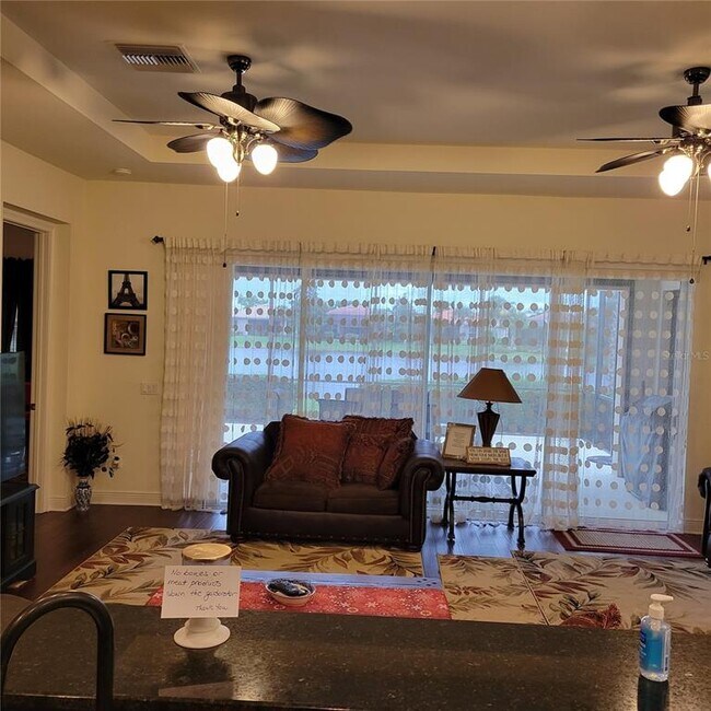 Building Photo - 106 Lerida Ct
