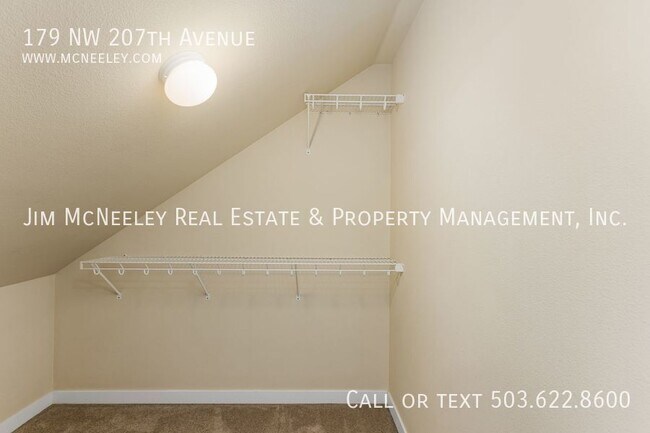 Building Photo - 179 NW 207th Ave