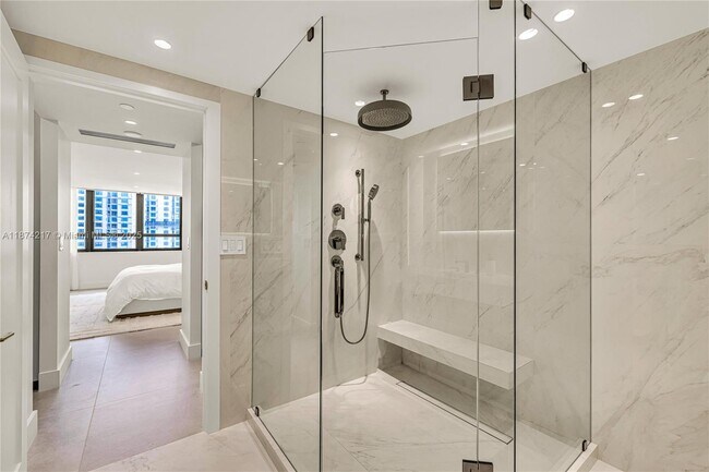 Building Photo - 10205 Collins Ave