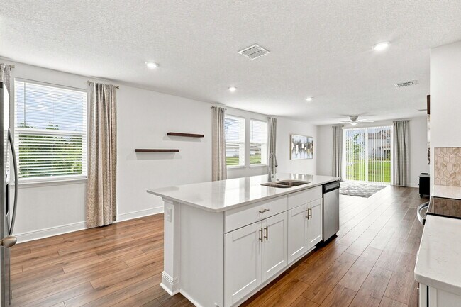 Building Photo - 101 Pitching Wedge Dr