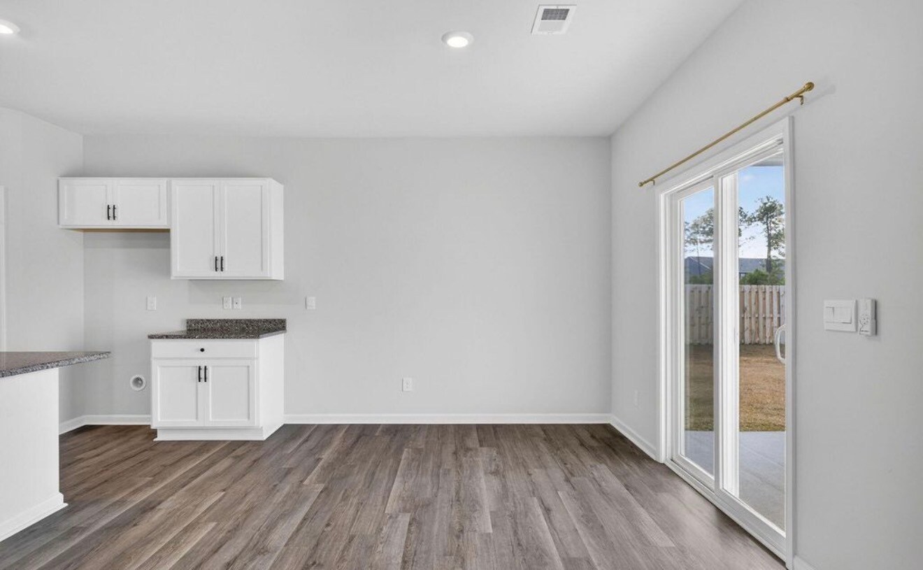 Building Photo - 2039 Willowleaf Dr