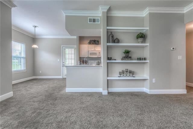 Building Photo - 11610 Tomahawk Creek Pkwy