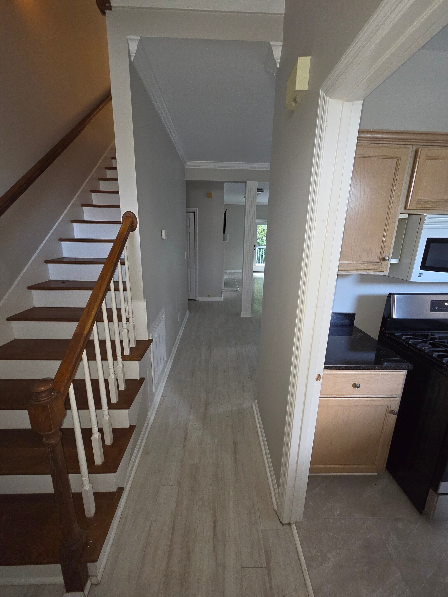 Building Photo - 321 Dulaine Cv
