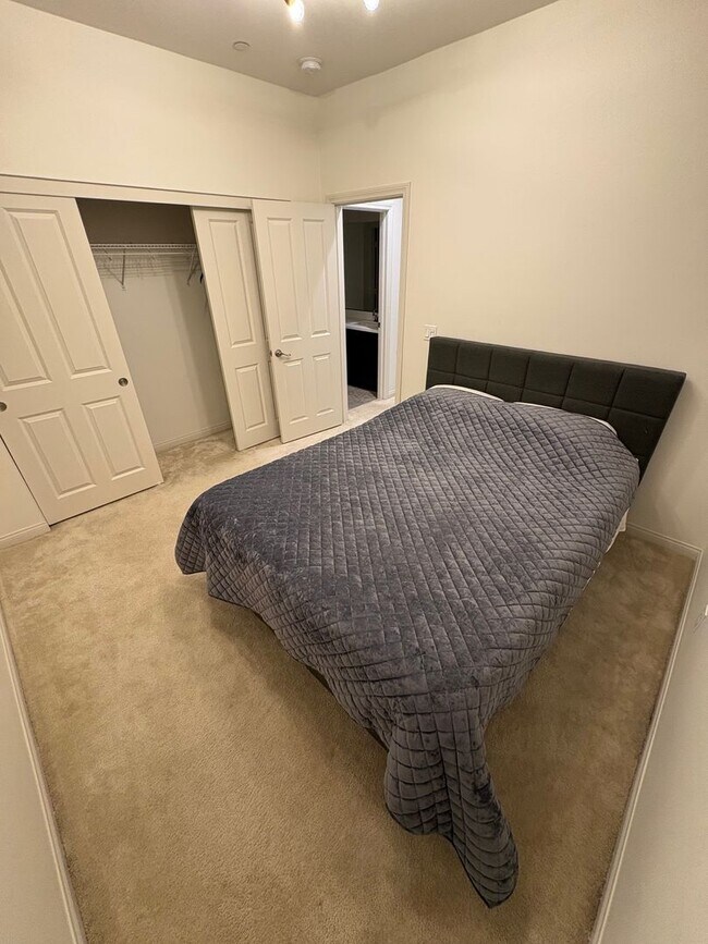 Building Photo - Imperial Beach Home Minutes from the beach