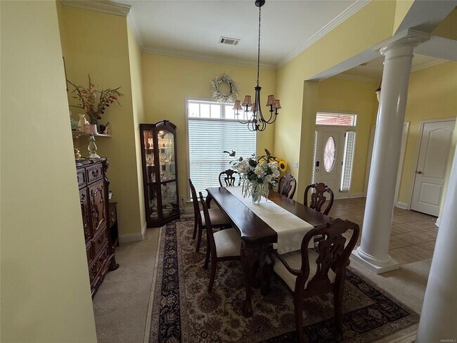 Building Photo - 9832 Helmsley Cir