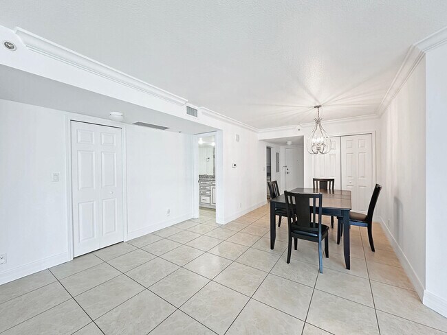 Building Photo - 3000 N Ocean Dr