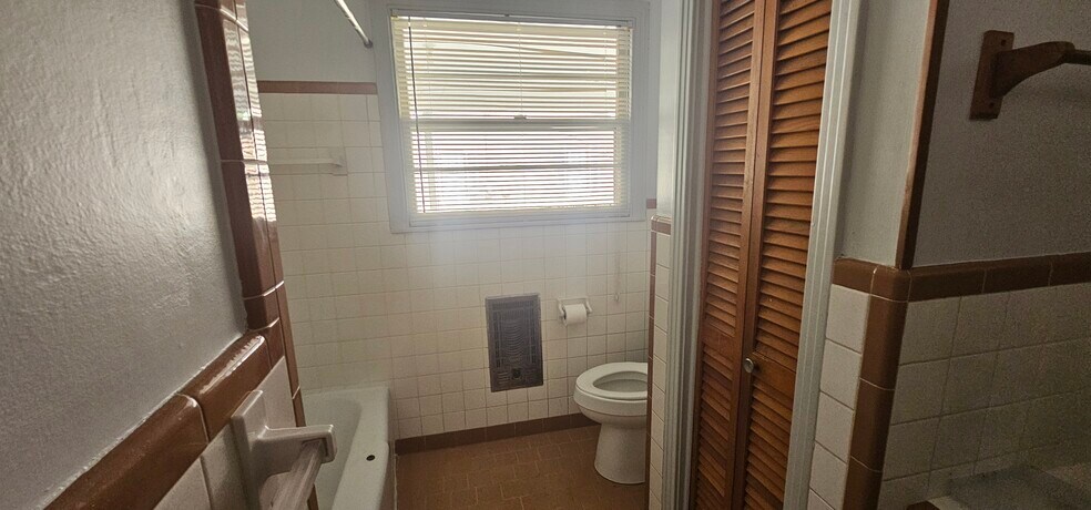 Building Photo - 203 Nokes Dr