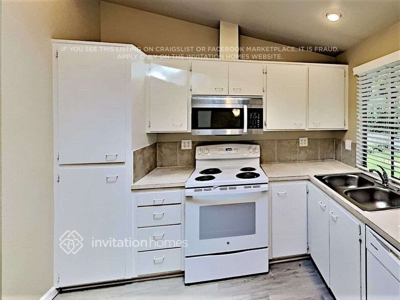 Building Photo - 9139 NE 142nd Way