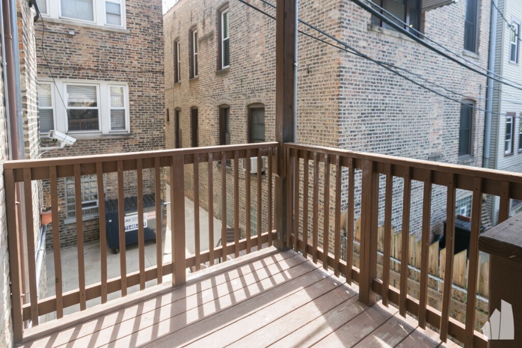 Building Photo - 5306 N Ashland Ave