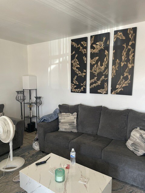 Building Photo - 608 West Buena Vista