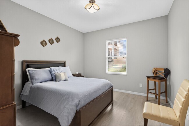 Building Photo - 17523 Promenade Dr