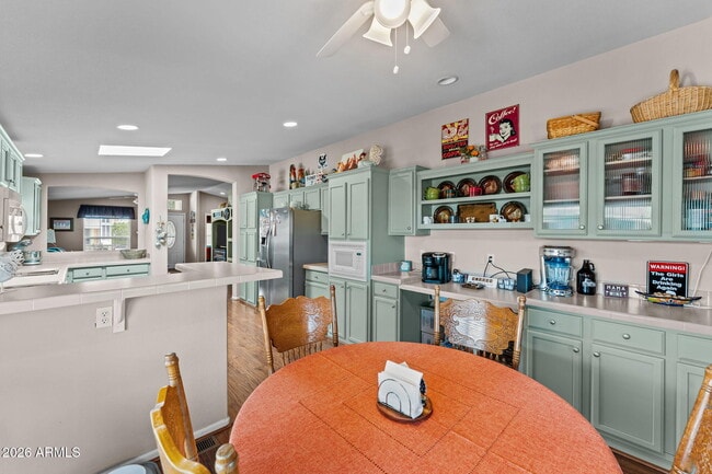 Building Photo - 2501 W Wickenburg Way