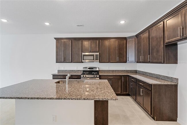 Building Photo - 15220 Blue Peacock Ln