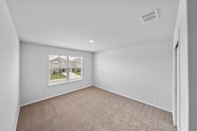 Building Photo - RESORT STYLE AMENITIES!! Multiple Pools. Lazy River. Splash Pad and Water Slides. Fitness Center....