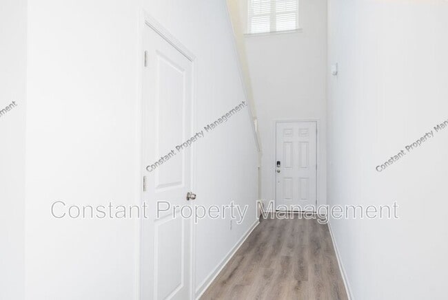 Building Photo - 123 Rolling Mdw Wy