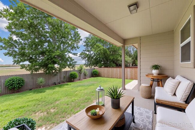 Building Photo - 410 Brazoria Trail