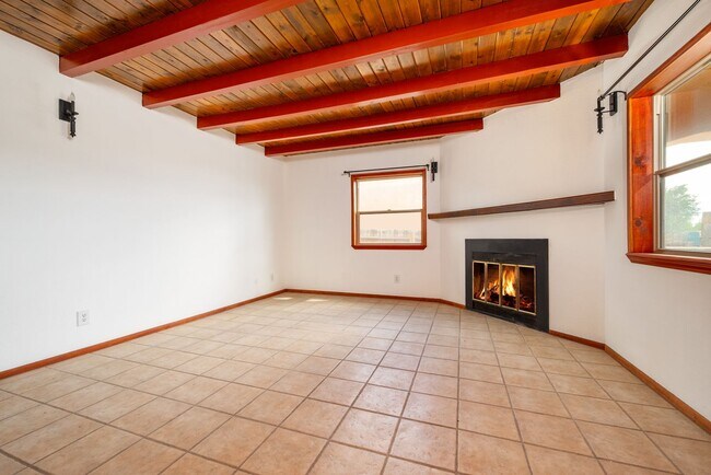 Building Photo - 2911 Avenida Alamosa