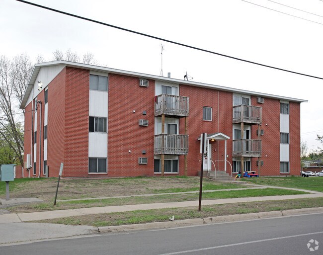 Building Photo - Prairie Home Apartments