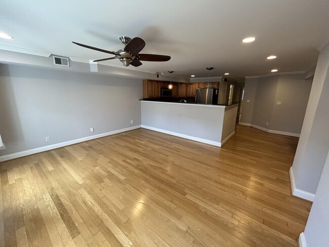 Building Photo - 2920 Sherman Ave NW