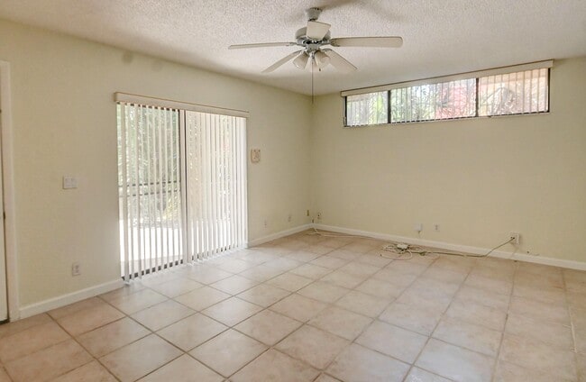 Building Photo - 8225 Severn Dr