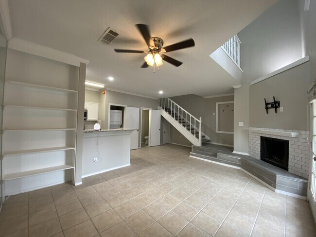 Building Photo - 11655 Audelia Rd