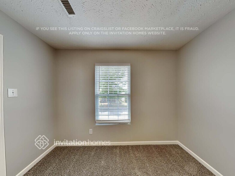 Building Photo - 737 Sinclair Dr