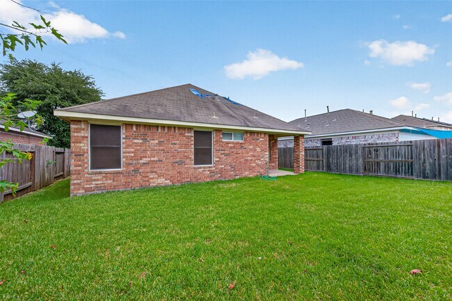 Building Photo - 7218 Fox Hall Ln