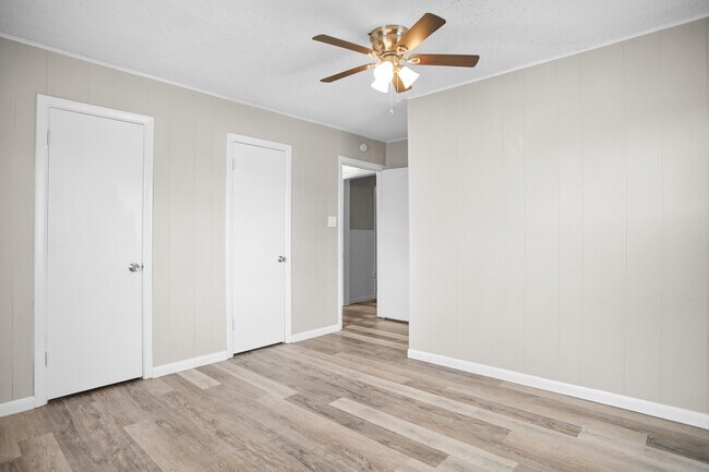 Building Photo - 4309 42nd St