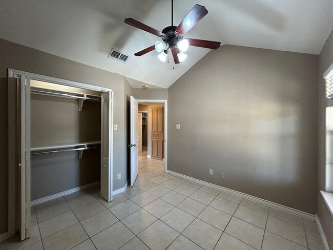Building Photo - 9804 Cantera Ct