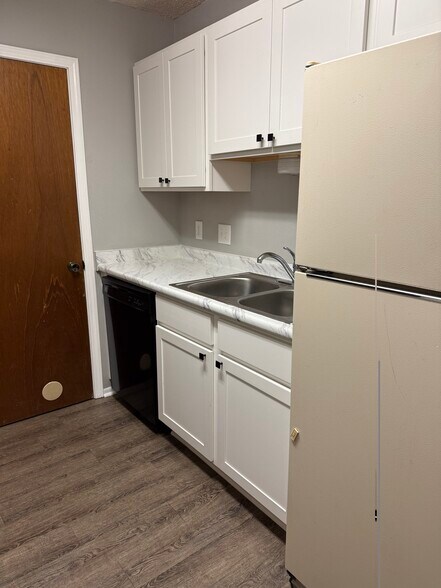 Building Photo - 863 Hammond Manor Dr