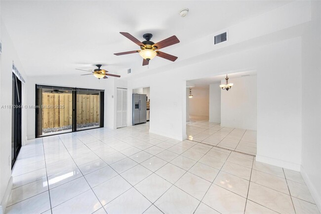 Building Photo - 15157 SW 95th St