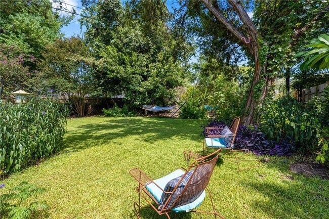 Building Photo - 4407 Lareina Dr