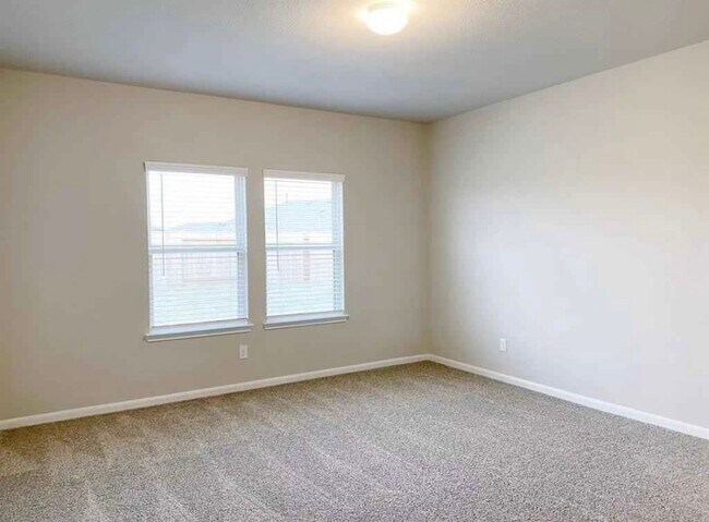 Building Photo - 29602 Juniper Ct