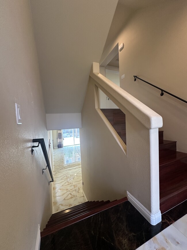 Building Photo - 8125 Crimson Creek Ct