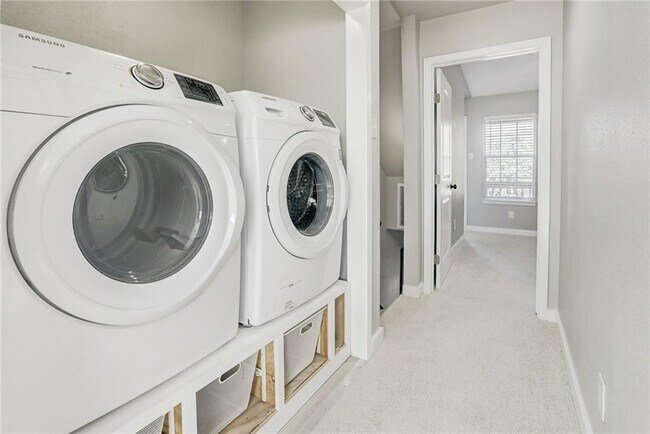 Building Photo - 1810 River Crossing Cir