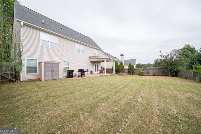Building Photo - 334 Stillwood Dr