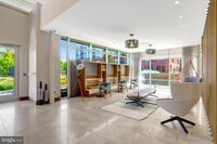 Building Photo - 145 Riverhaven Dr