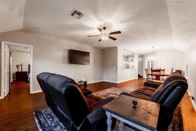 Building Photo - 2034 Eddlewood Ct