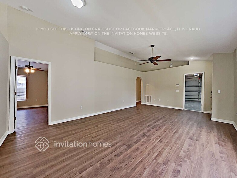 Building Photo - 6207 Cannoli Pl