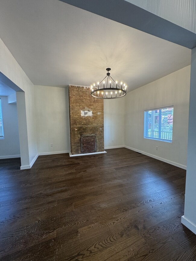Building Photo - 510 Winfield St