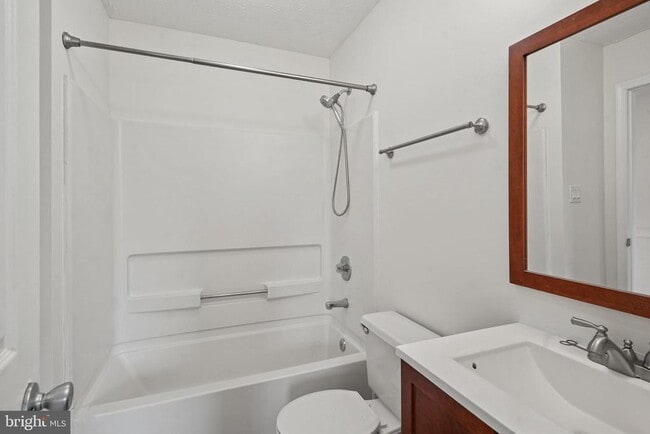 Building Photo - 606 Ransom Ct