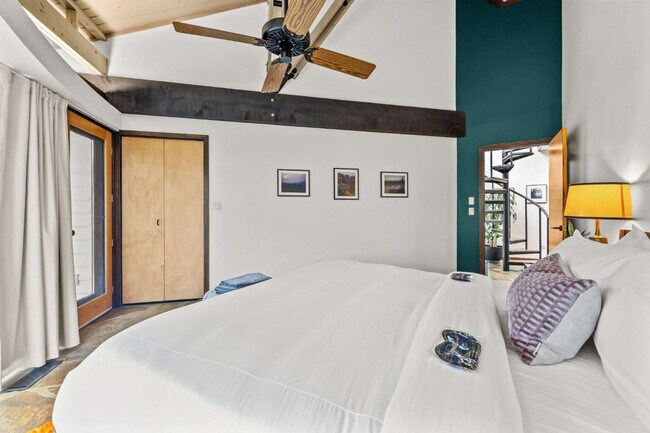 Building Photo - 1816 Bear Spgs Wy