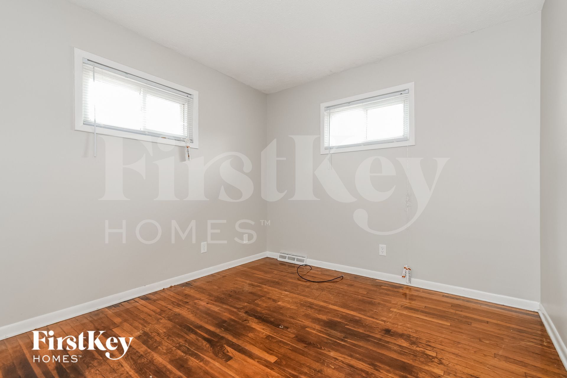 Building Photo - 3104 S Kercheval Dr