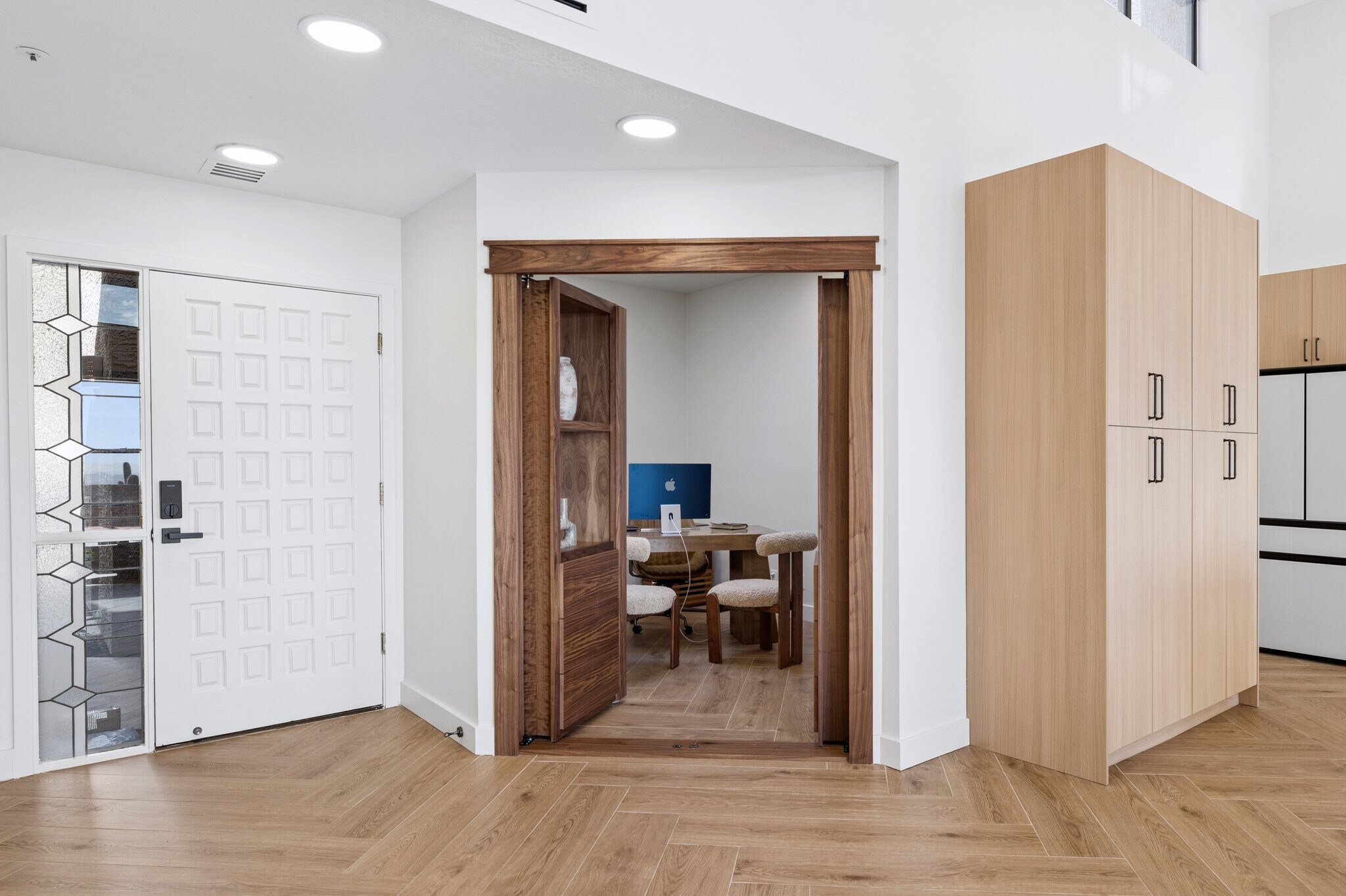 Building Photo - 25555 N Windy Walk Dr