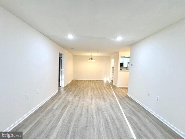 Building Photo - 12901 Churchill Ridge Cir