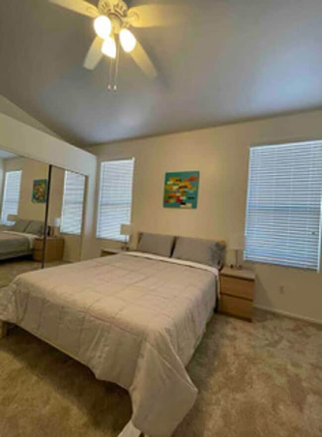Building Photo - SE Pebble and Pollock!! Single Story!! Fir...