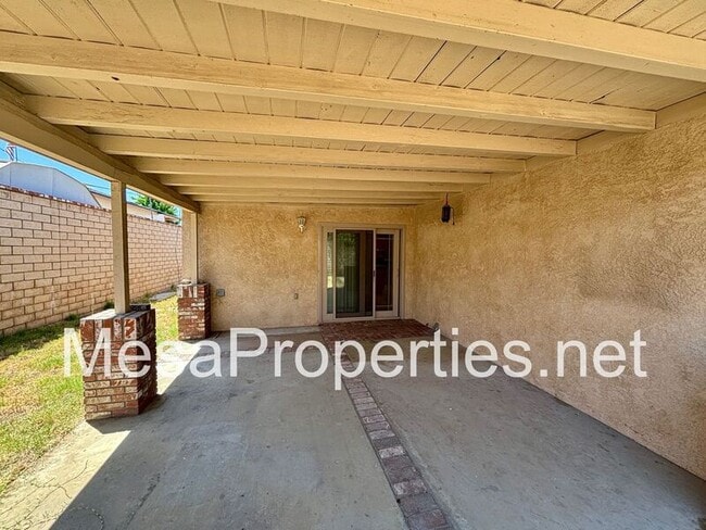 Building Photo - 12527 Reed Ave