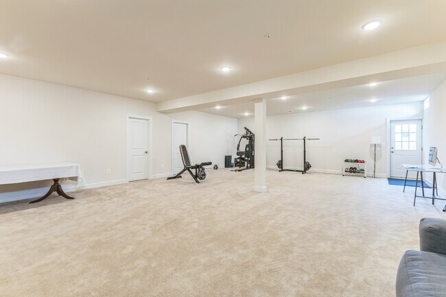 Building Photo - 2871 Broad Wing Dr