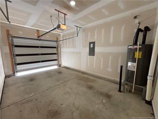 Building Photo - 6505 Dusty Edge Trl